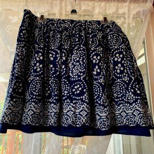 Vince Camuto Skirt with pockets